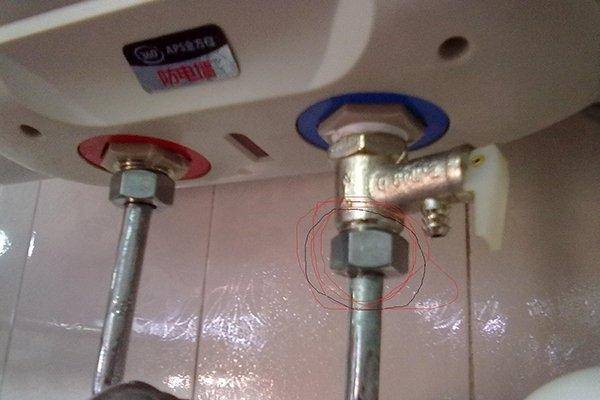 電熱水器內(nèi)膽漏水危險嗎