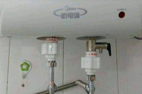 電熱水器防電墻漏水怎么修