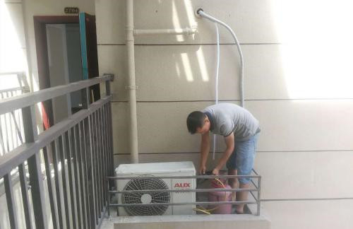 東莞樟木頭鎮(zhèn)1p空調(diào)加氟師傅電話_立即咨詢